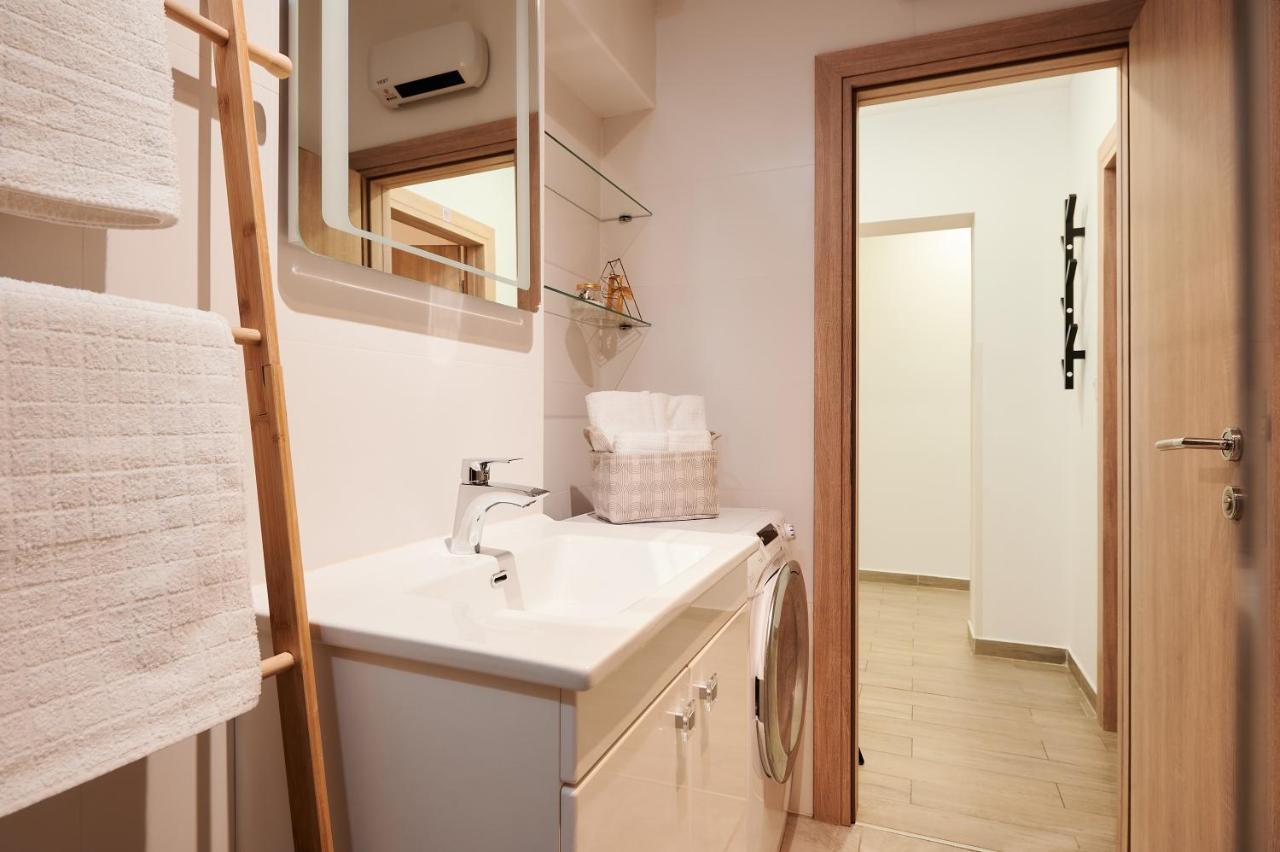Apartment Boris Trogir Bagian luar foto
