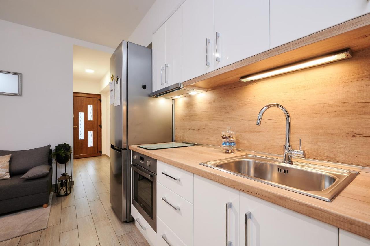 Apartment Boris Trogir Bagian luar foto