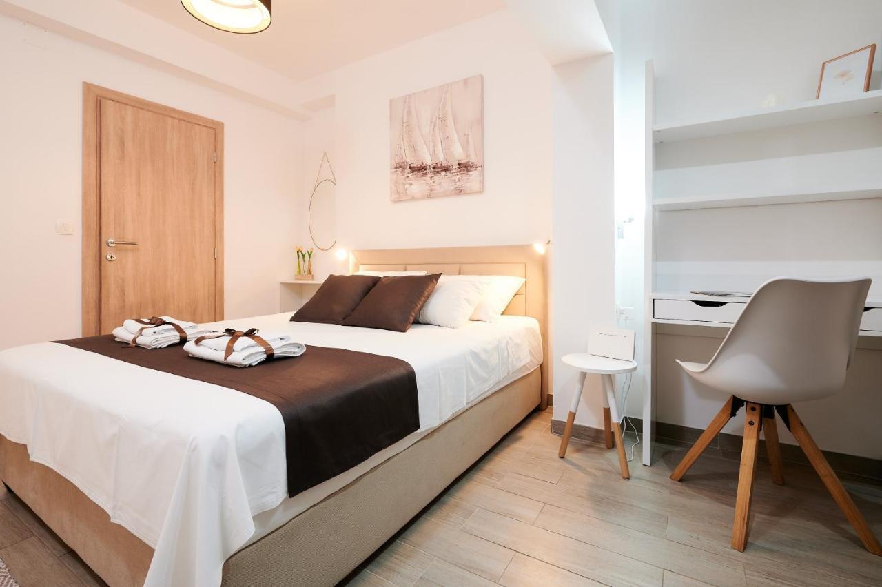 Apartment Boris Trogir Bagian luar foto