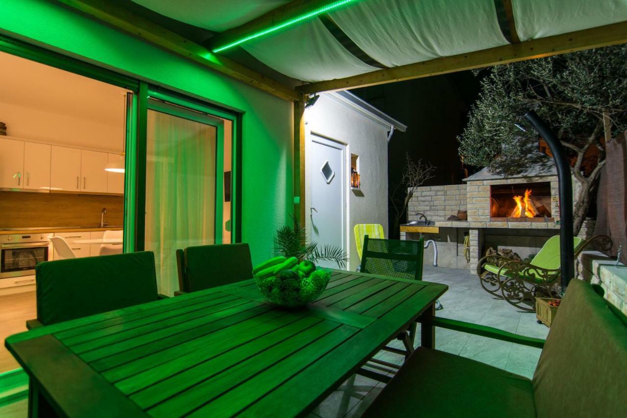 Apartment Boris Trogir Bagian luar foto